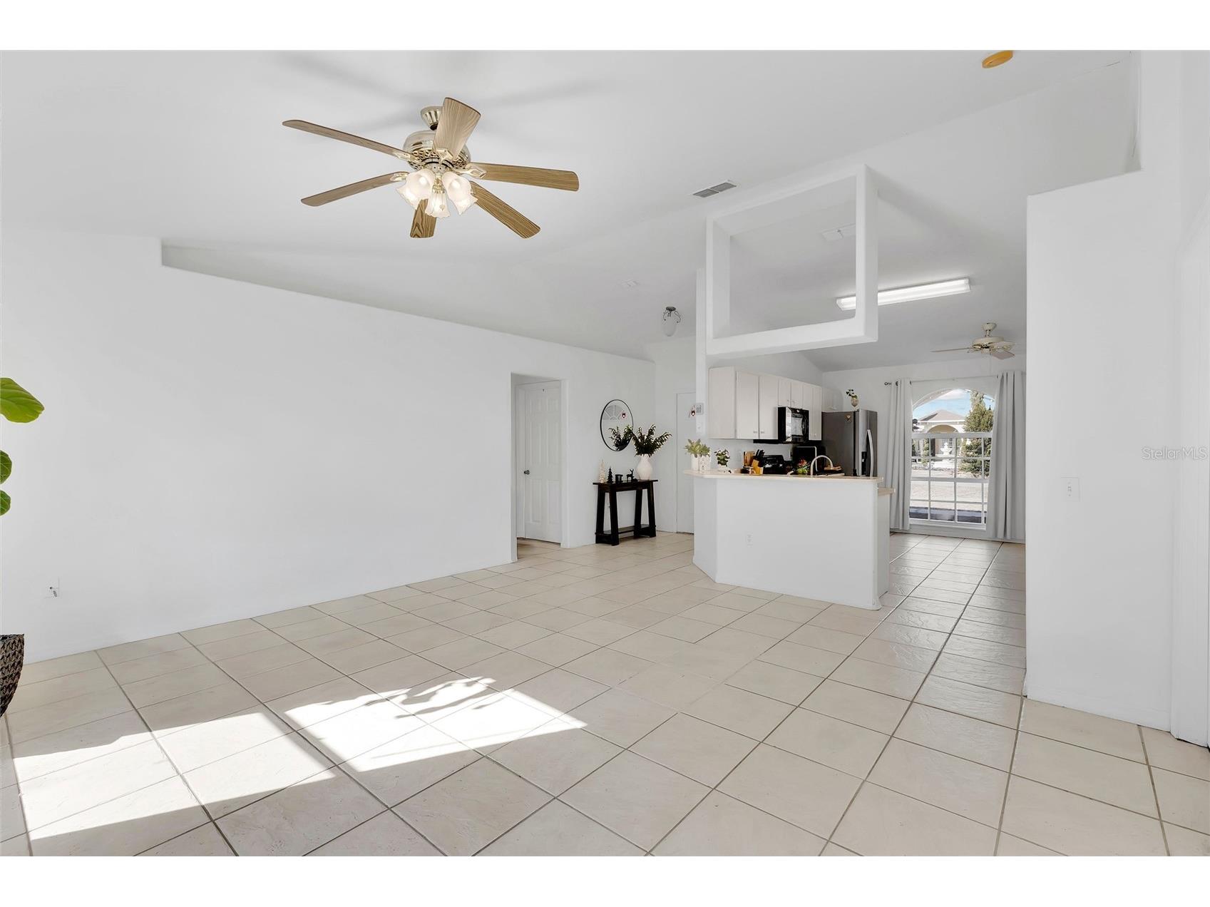 327 Salmon Court Kissimmee FL 34759 O6378273 image4