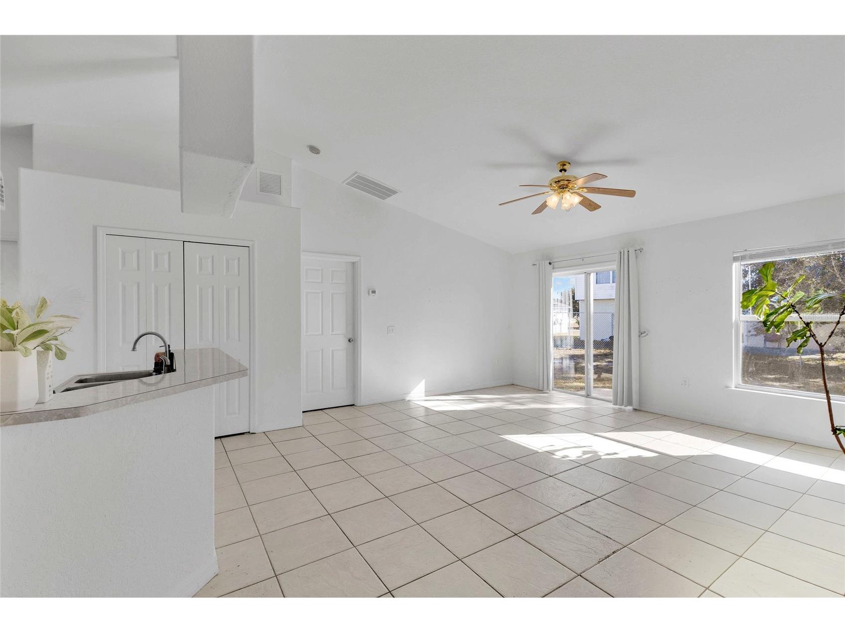327 Salmon Court Kissimmee FL 34759 O6378273 image9