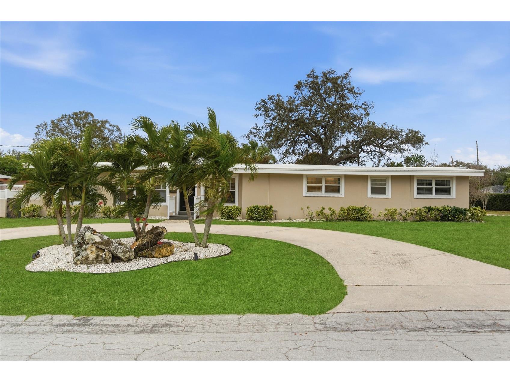 327 Sunny Lane Belleair FL 33756 TB8470938 image49