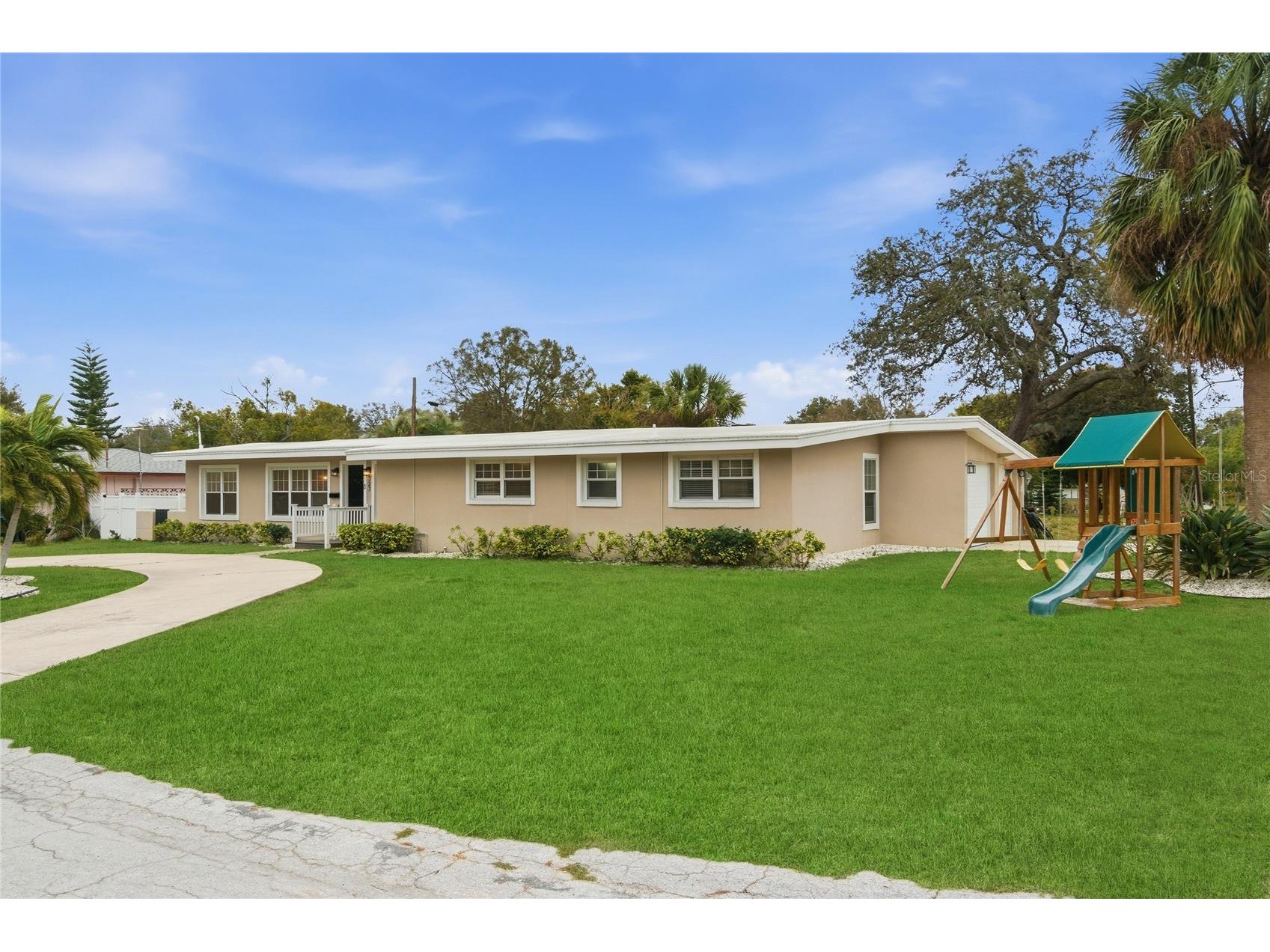 327 Sunny Lane Belleair FL 33756 TB8470938 image50