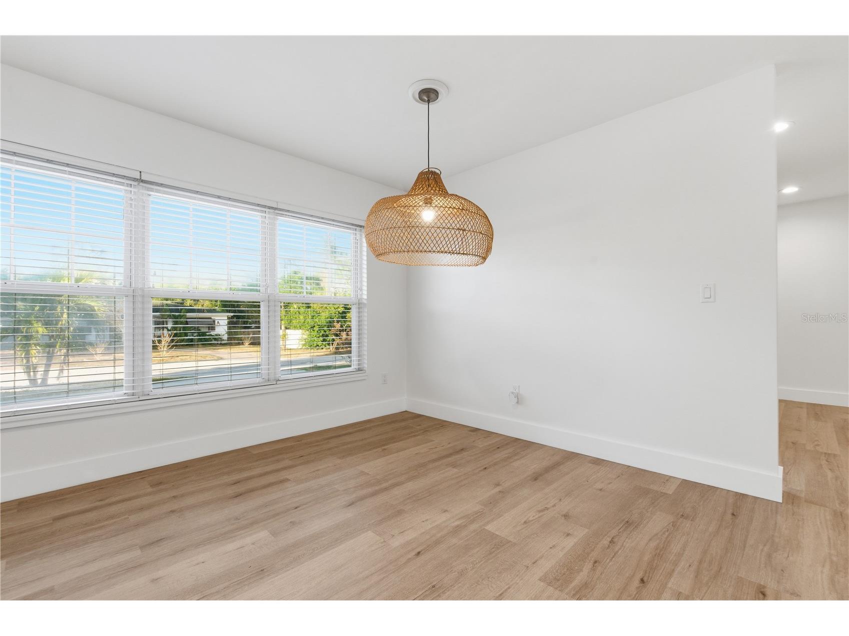 327 Sunny Lane Belleair FL 33756 TB8496924 image11