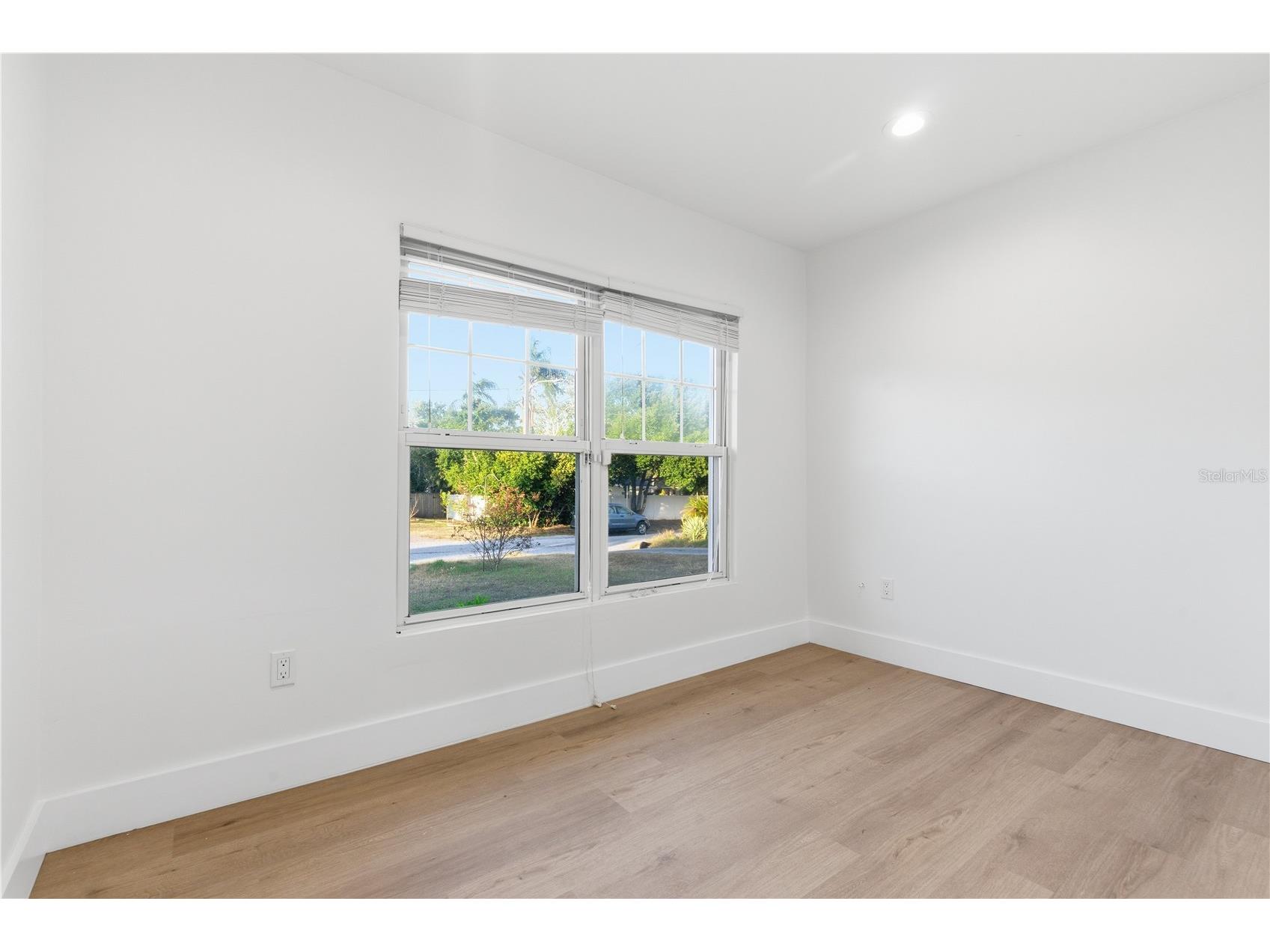 327 Sunny Lane Belleair FL 33756 TB8496924 image14
