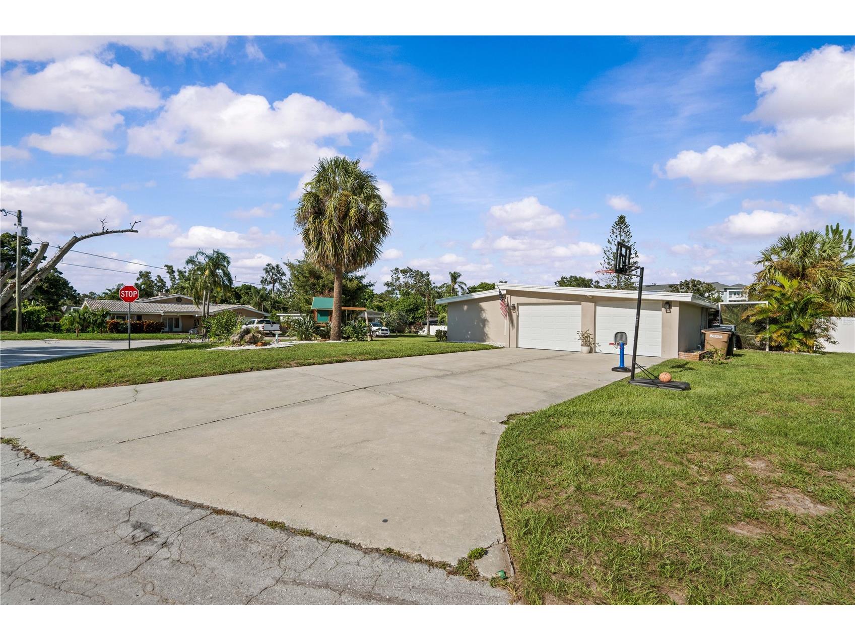 327 Sunny Lane Belleair FL 33756 TB8496924 image35