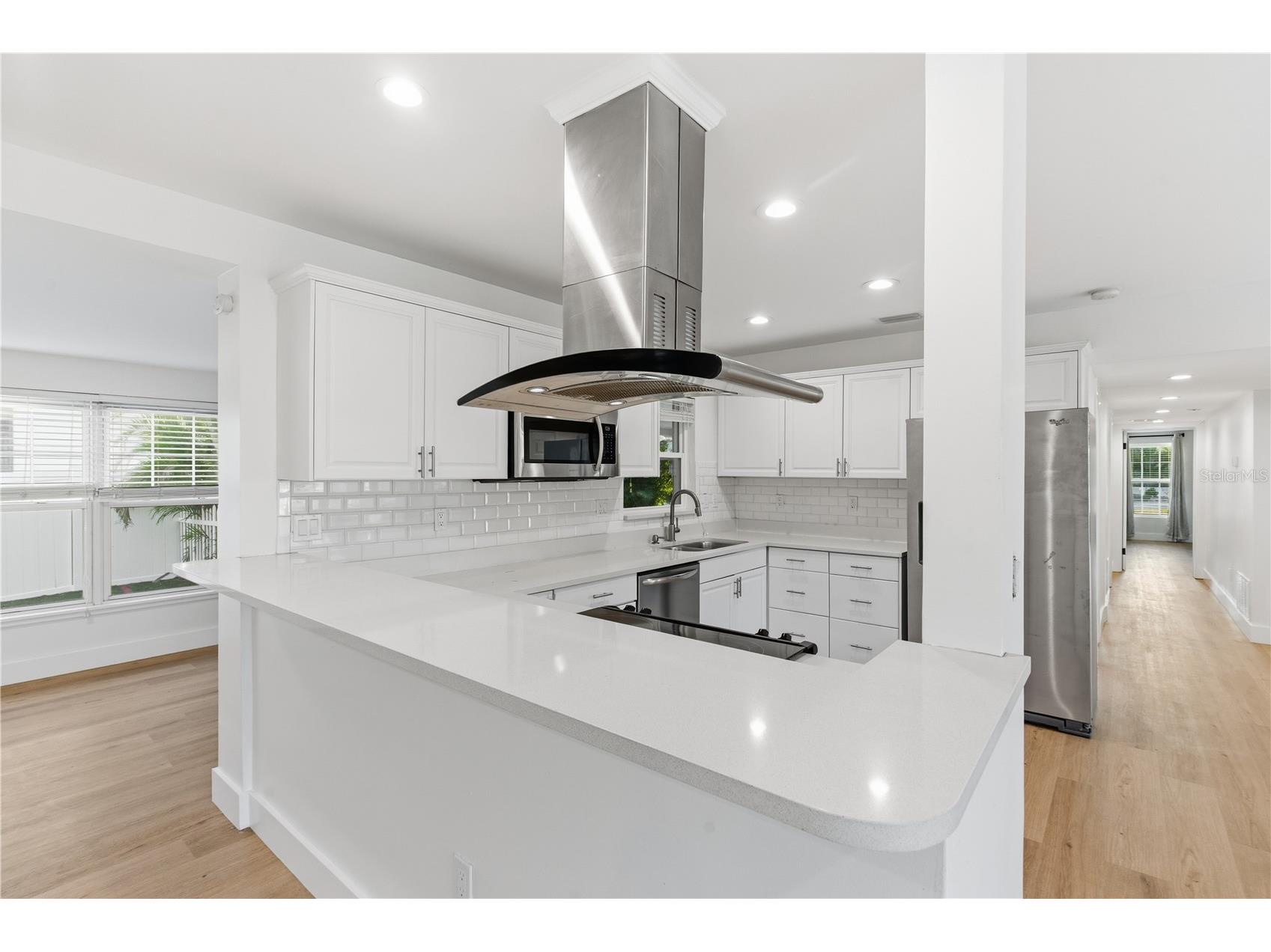 327 Sunny Lane Belleair FL 33756 TB8496924 image9