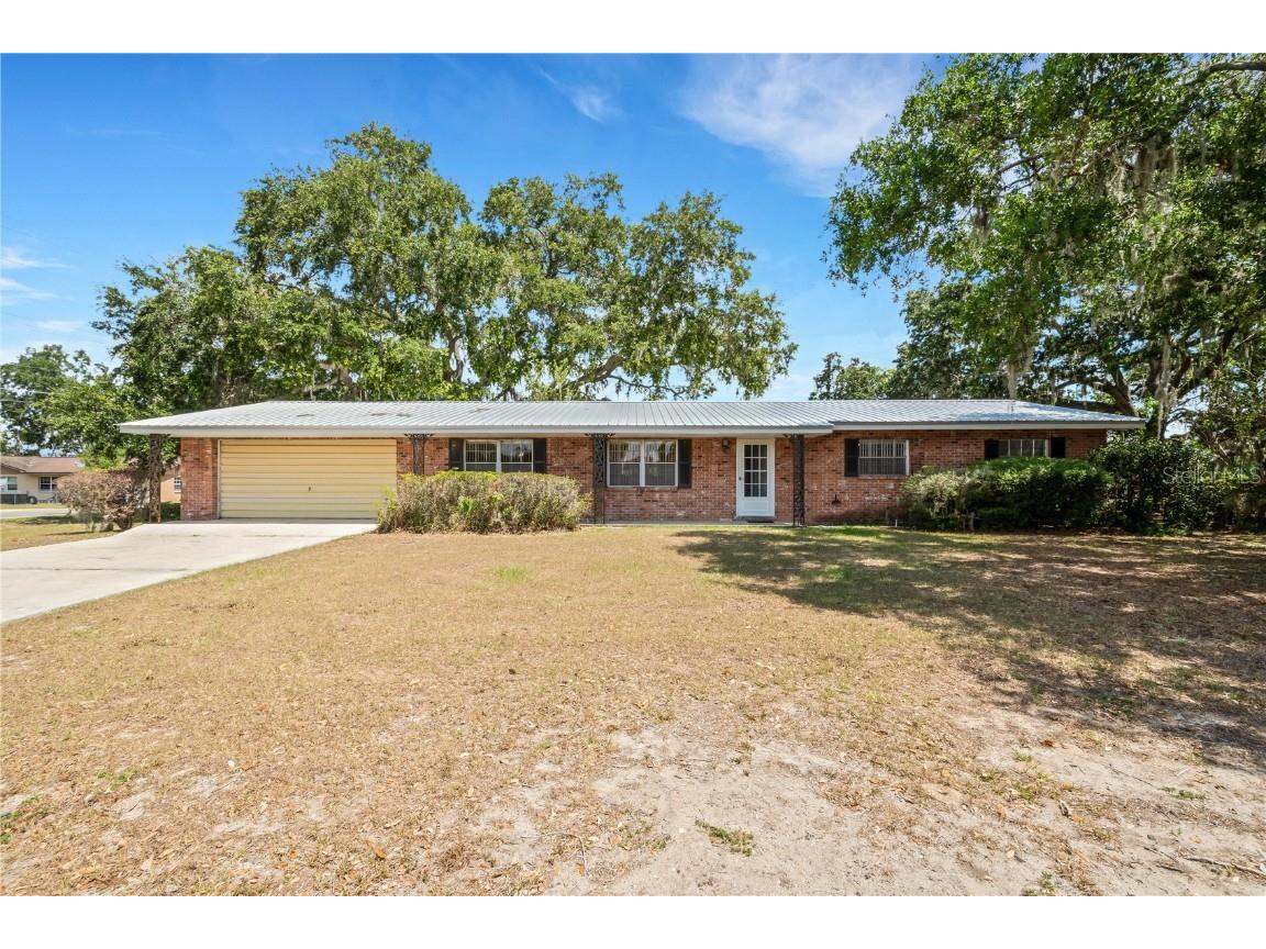 327 Thornwood Way Lakeland FL 33813 L4937206 image1