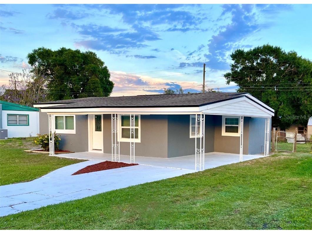 327 Walter Avenue Frostproof FL 33843 L4936237 image1