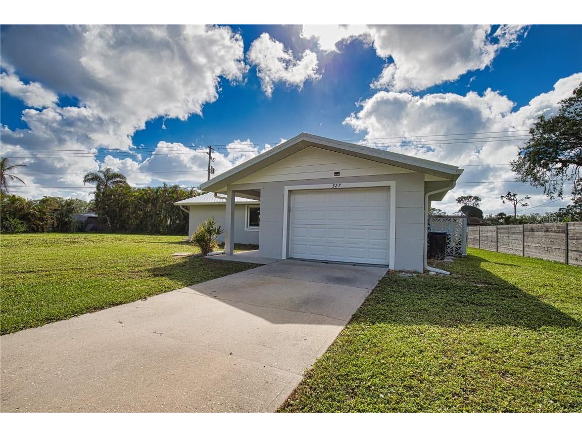 327 Zephyr Road Venice FL 34293 R4908488 image1