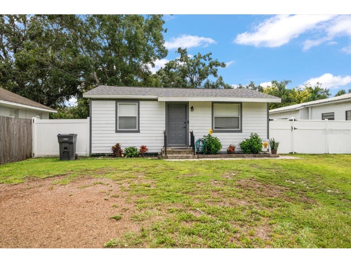 3270 70th Avenue N Saint Petersburg FL 33702 TB8424591 image1