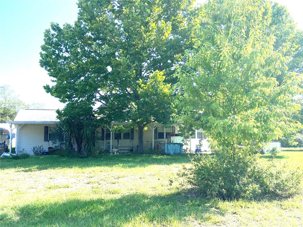 32707 Foxfire Lane Deland FL 32720 V4936119 image1