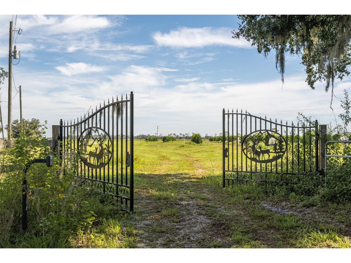 32715 Singletary Road Myakka City FL 34251 A4668501 image20