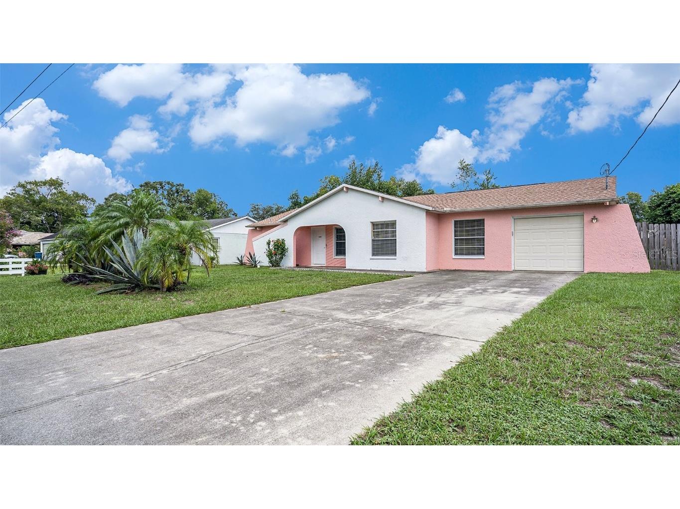 3272 Landover Boulevard Spring Hill FL 34609 T3550318 image1
