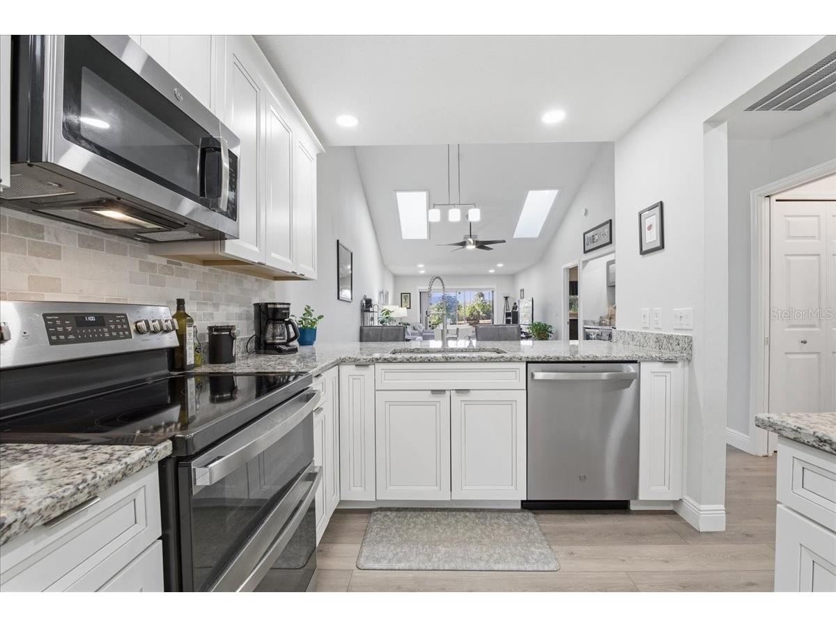 3272 Lori Lane New Port Richey FL 34655 TB8478349 image10