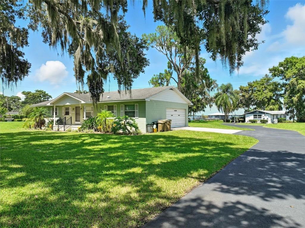 32721 Lake Eustis Drive Tavares FL 32778 - LAKE EUSTIS G5099773 image3