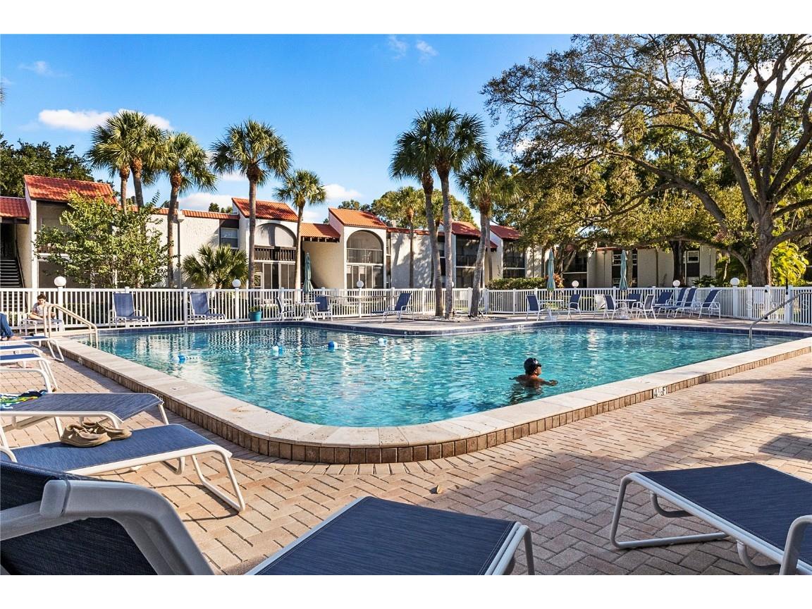 3273 Beneva Road #203 Sarasota FL 34232 A4522847 image1