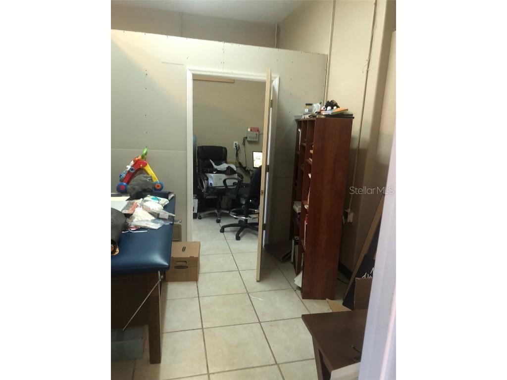 3273 Commercial Way Spring Hill FL 34606 W7855209 image10