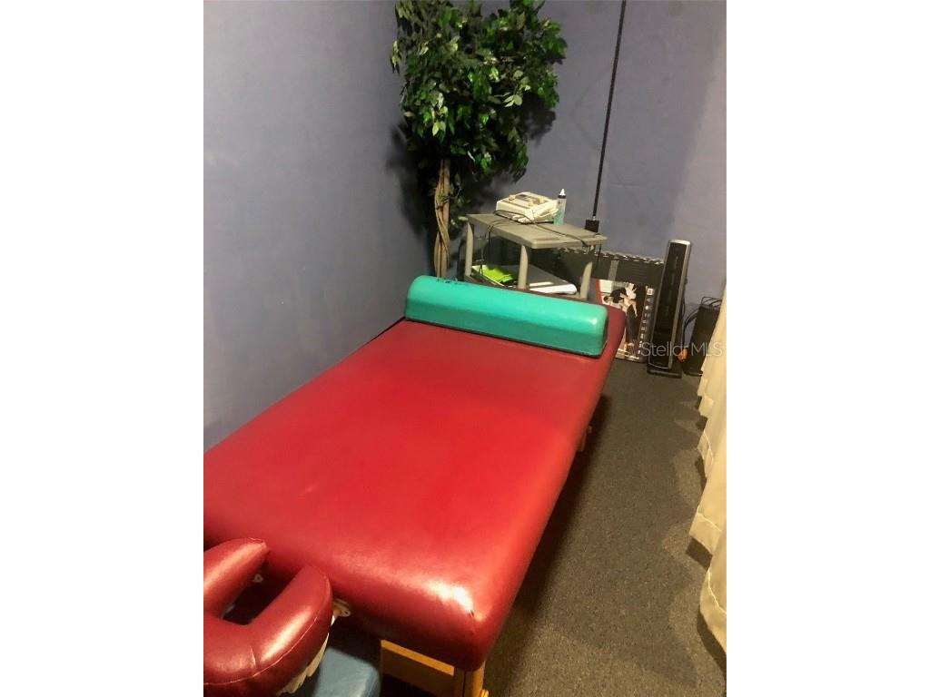 3273 Commercial Way Spring Hill FL 34606 W7855209 image19