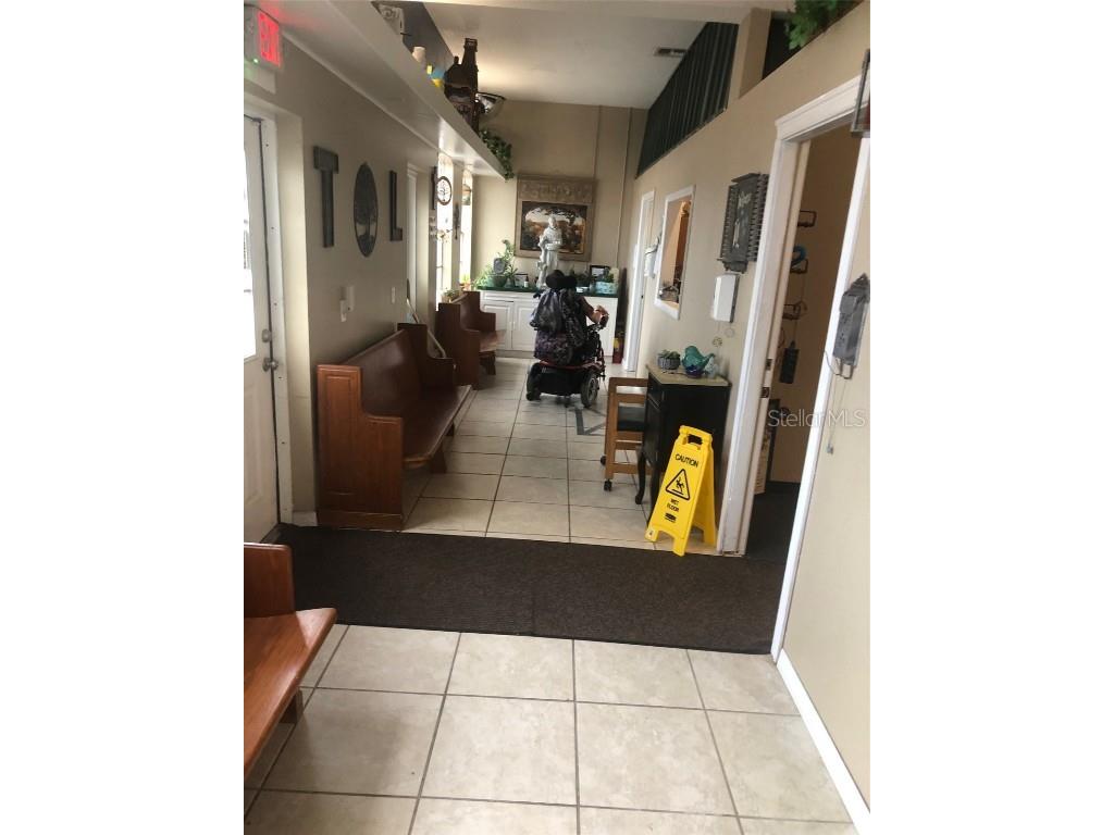 3273 Commercial Way Spring Hill FL 34606 W7855209 image4