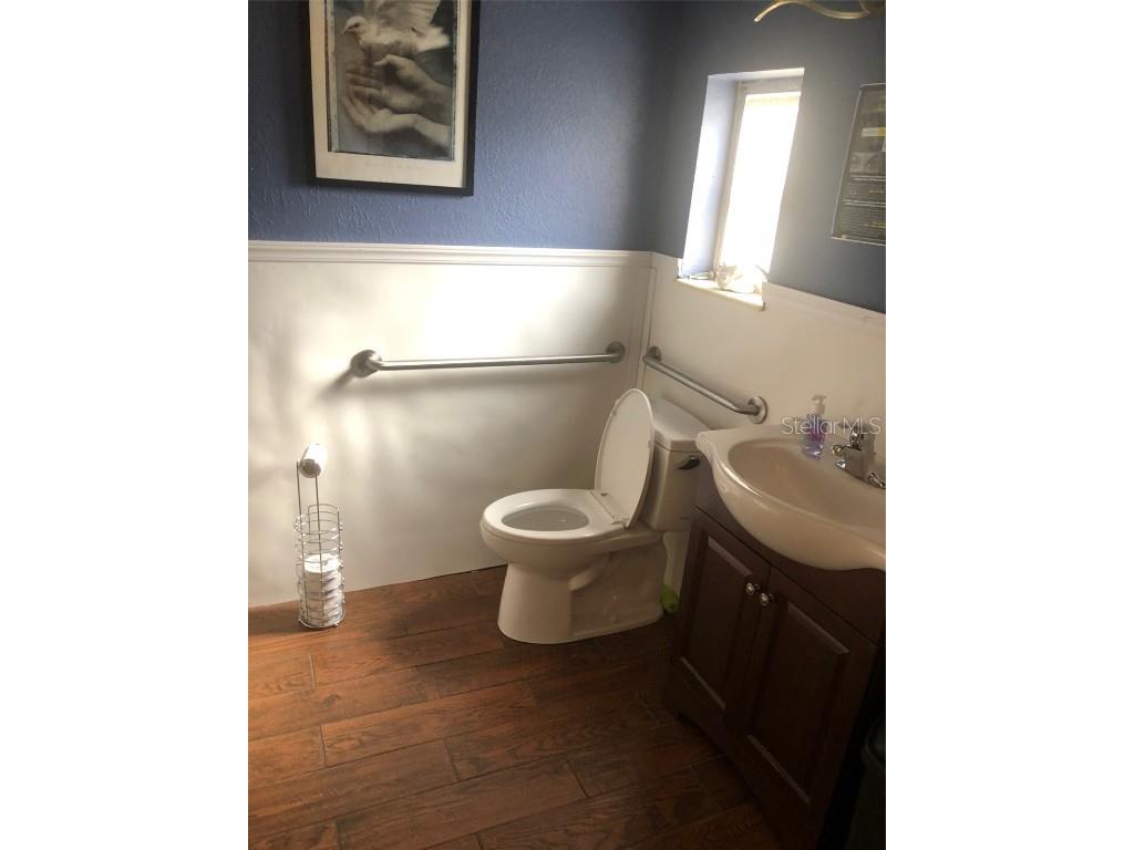 3273 Commercial Way Spring Hill FL 34606 W7855209 image9