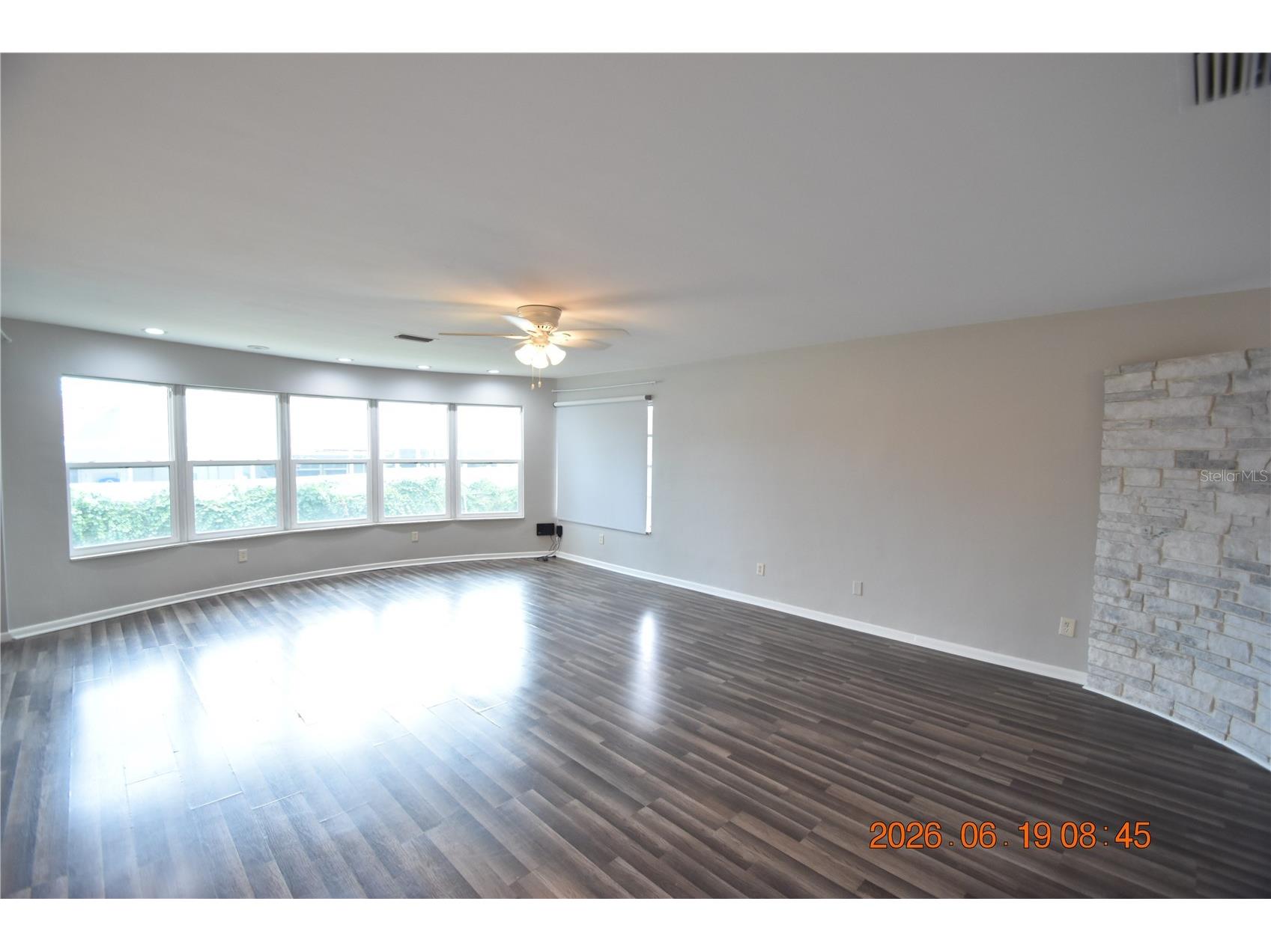 3273 Harbor Lake Drive Largo FL 33770 TB8522009 image4