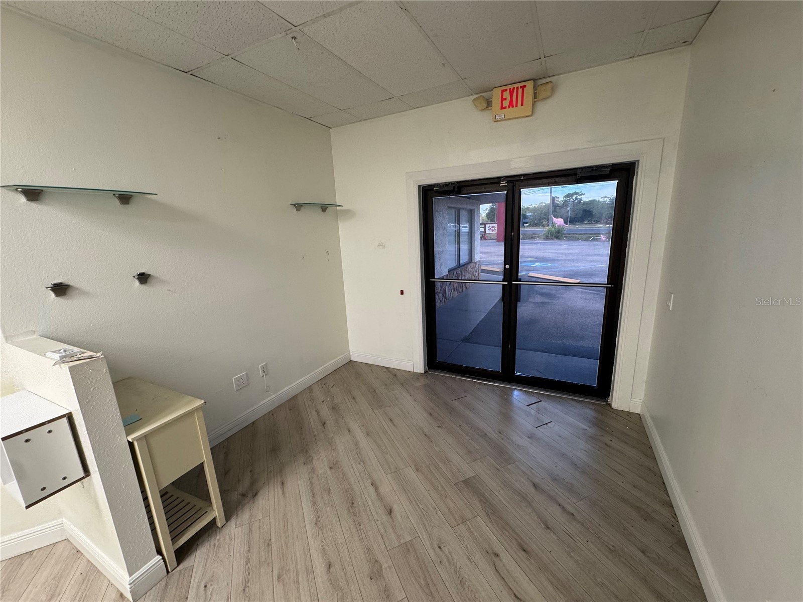 3274 Commercial Way Spring Hill FL 34606 W7887368 image2