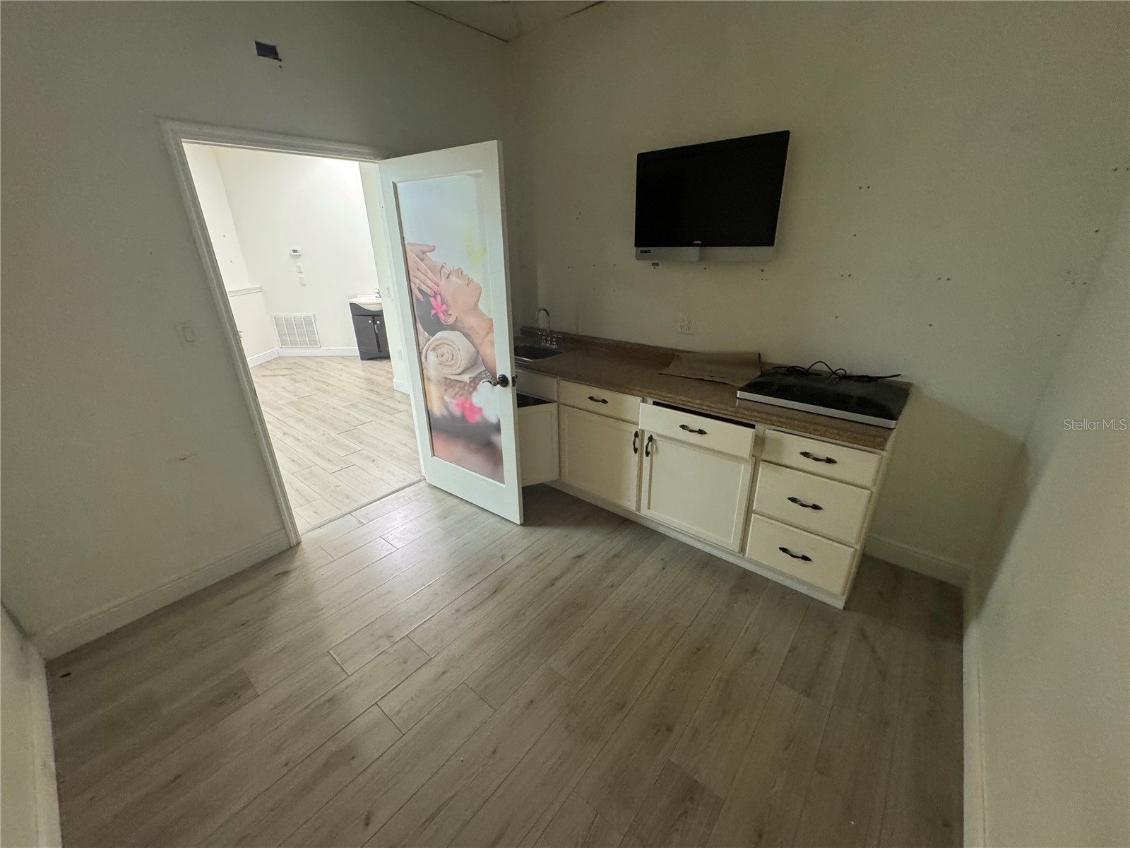 3274 Commercial Way Spring Hill FL 34606 W7887368 image6