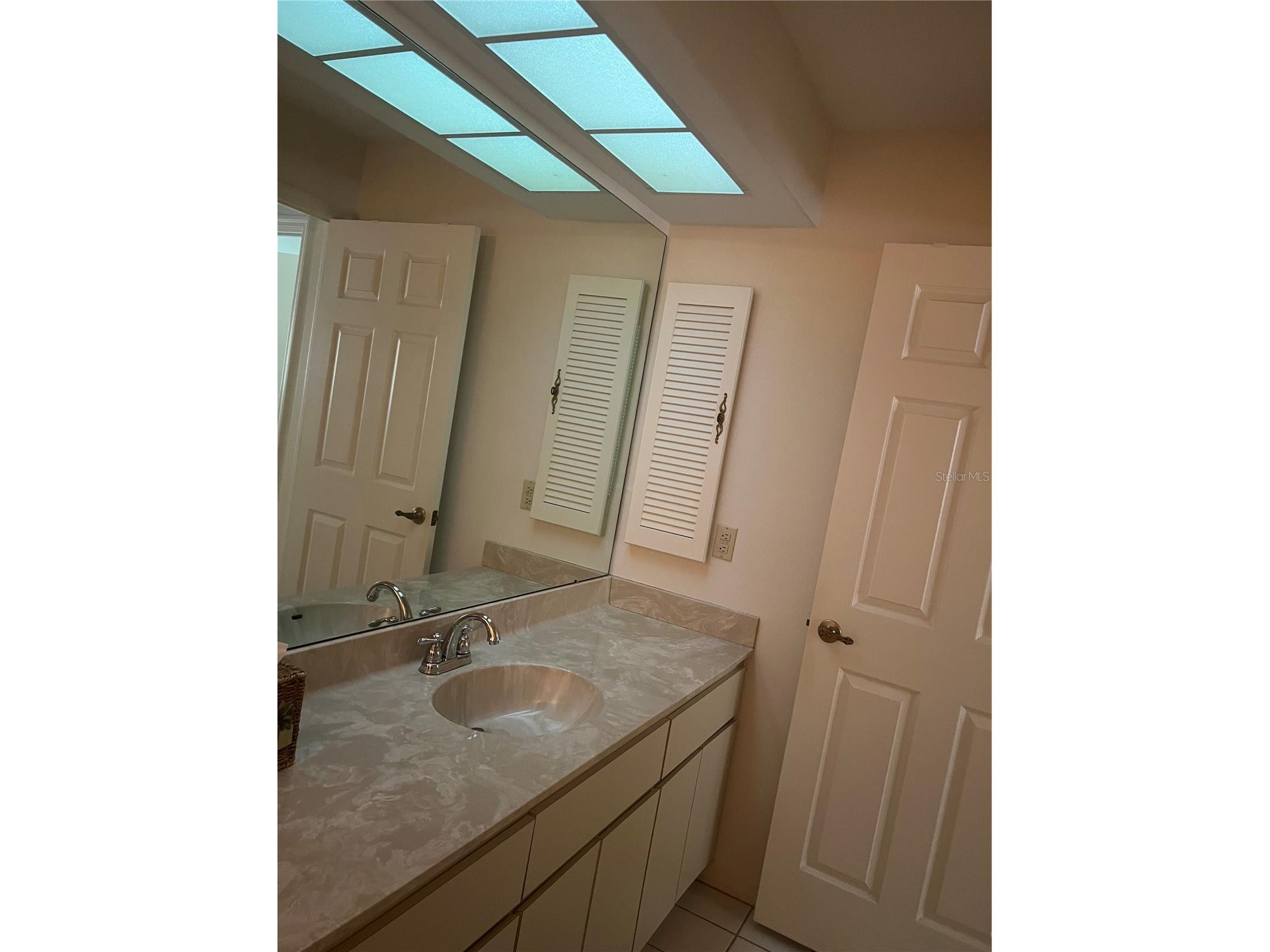 3274 Lori Lane #2 New Port Richey FL 34655 W7875420 image75