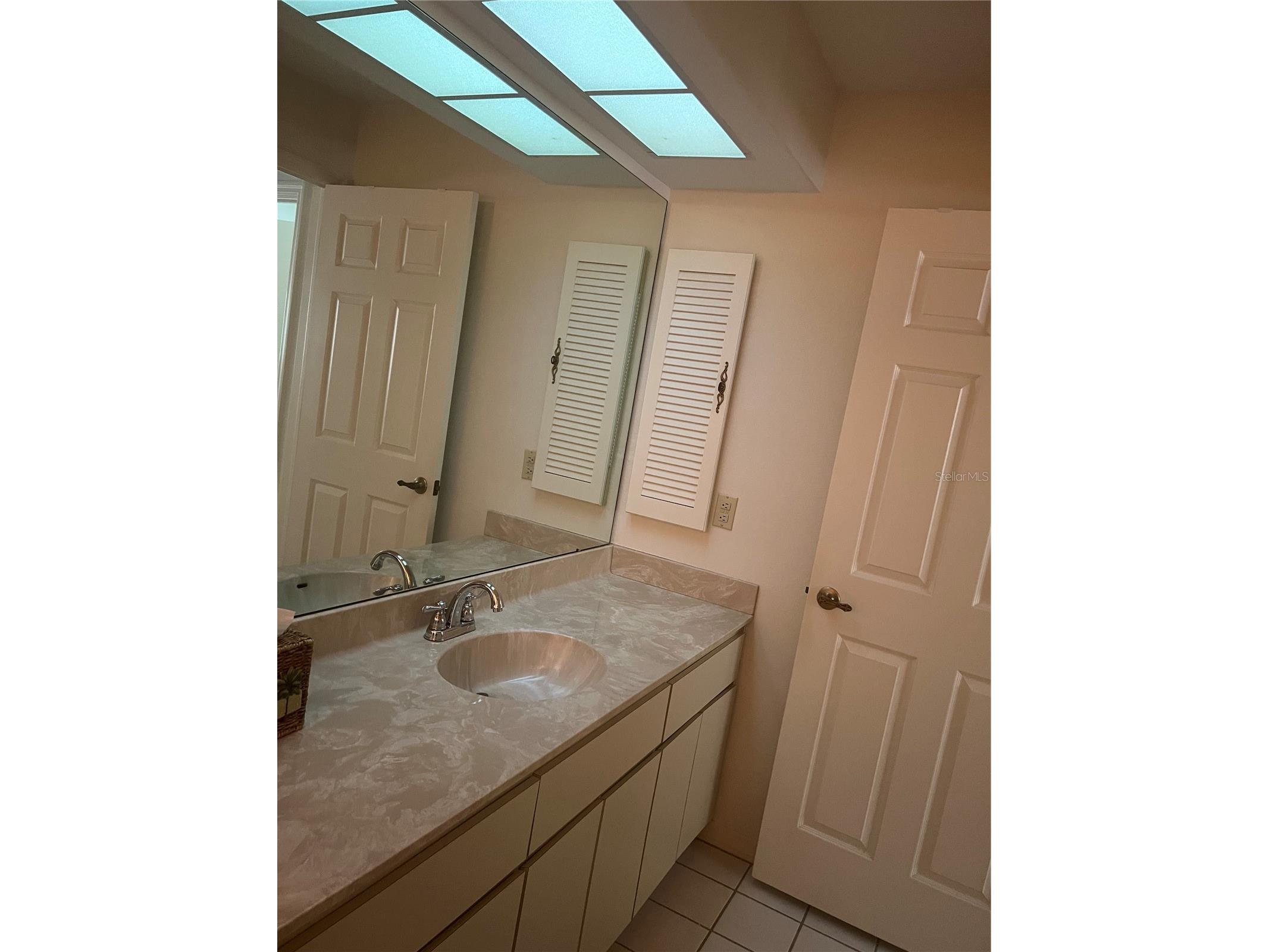 3274 Lori Lane #2 New Port Richey FL 34655 W7875420 image76