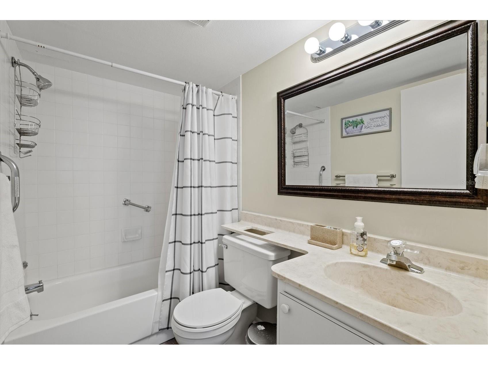3275 Beneva Road #104 Sarasota FL 34232 A4693102 image7