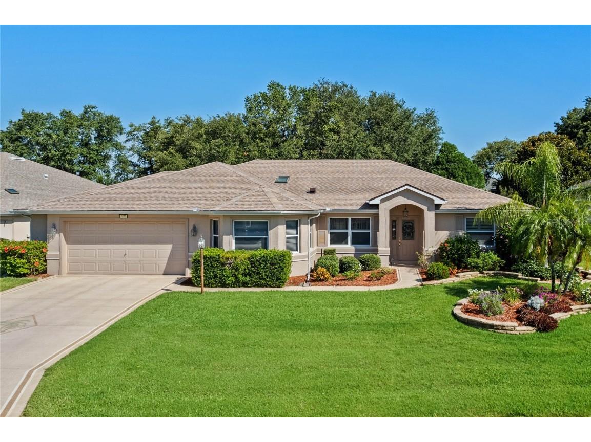 3275 Saratoga Drive Tavares FL 32778 - LITTLE LAKE HARRIS G5082513 image1