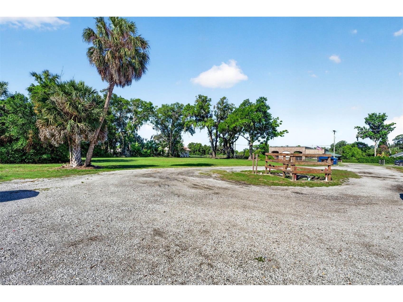 32750 Pennsylvania Avenue San Antonio FL 33576 TB8512624 image13