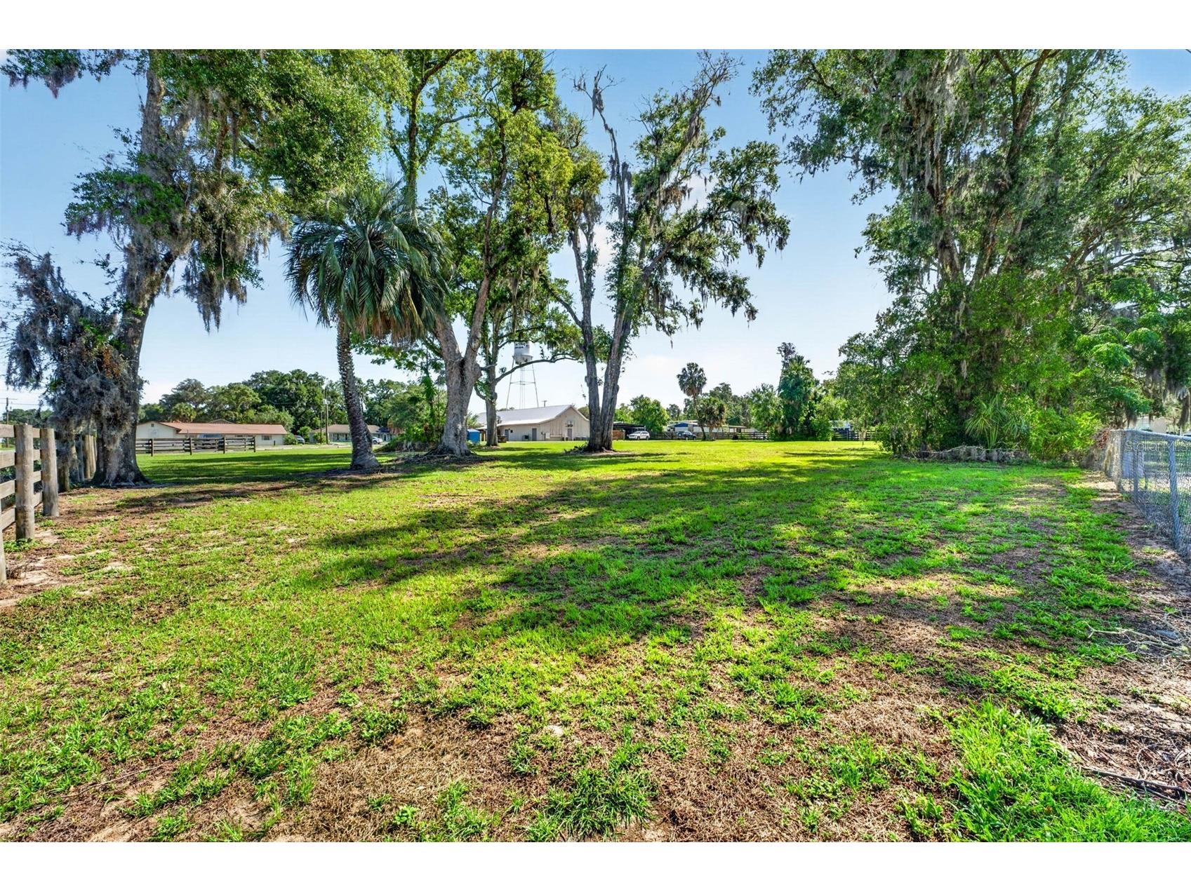 32750 Pennsylvania Avenue San Antonio FL 33576 TB8512624 image17