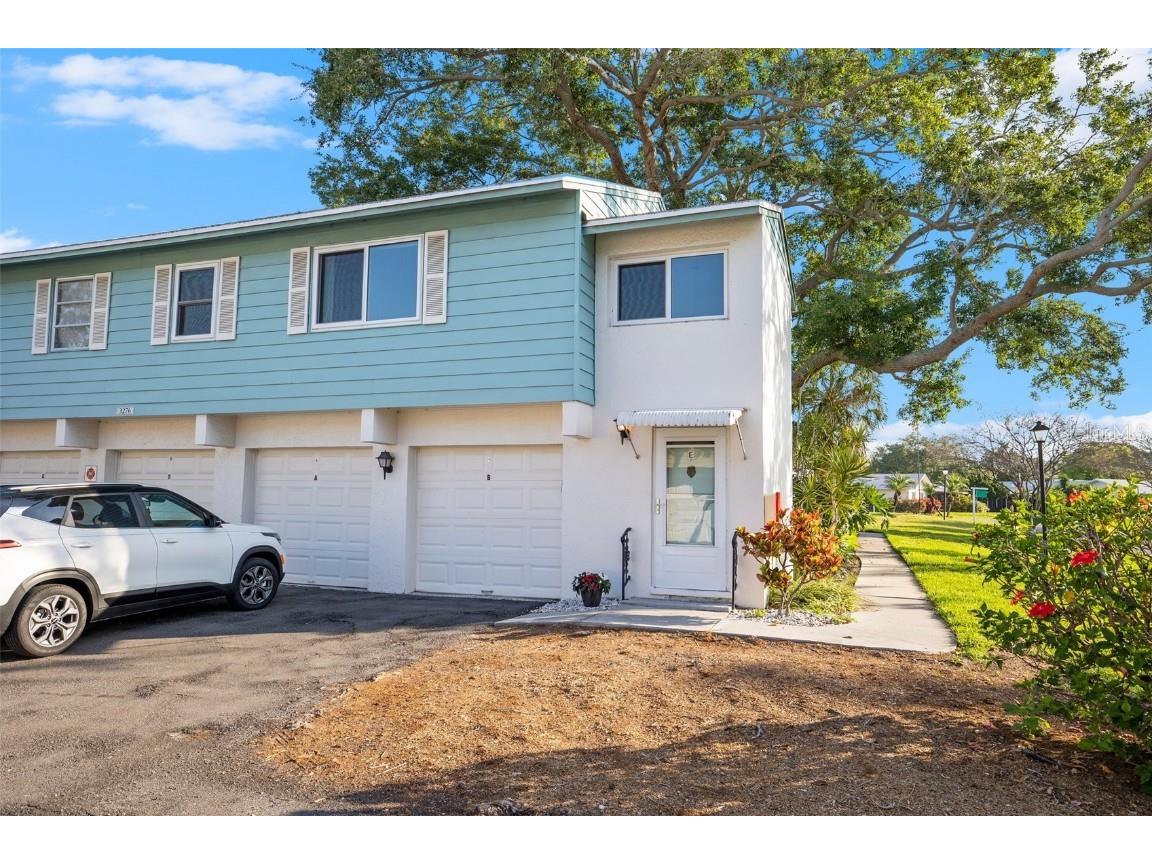 3276 38th Way S #E Saint Petersburg FL 33711 U8234825 image1