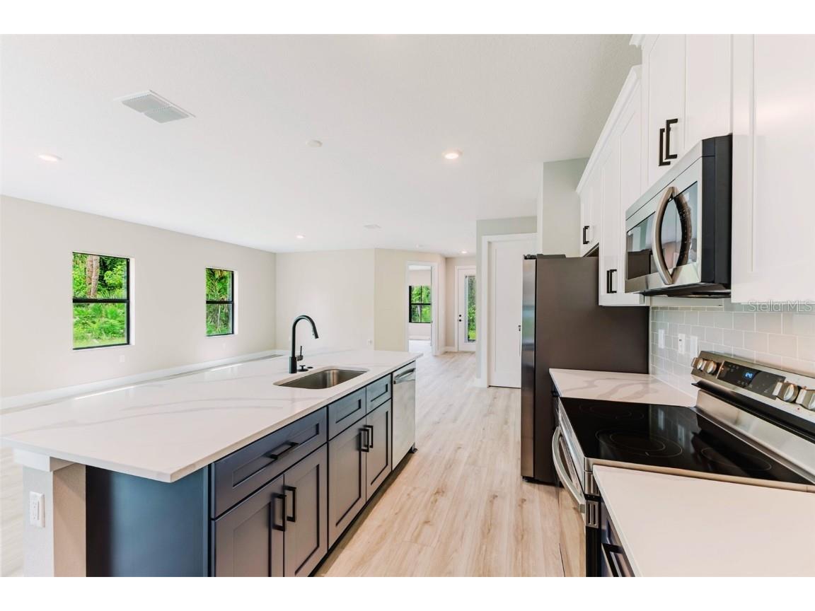 3276 Chipley Avenue North Port FL 34286 C7514641 image8