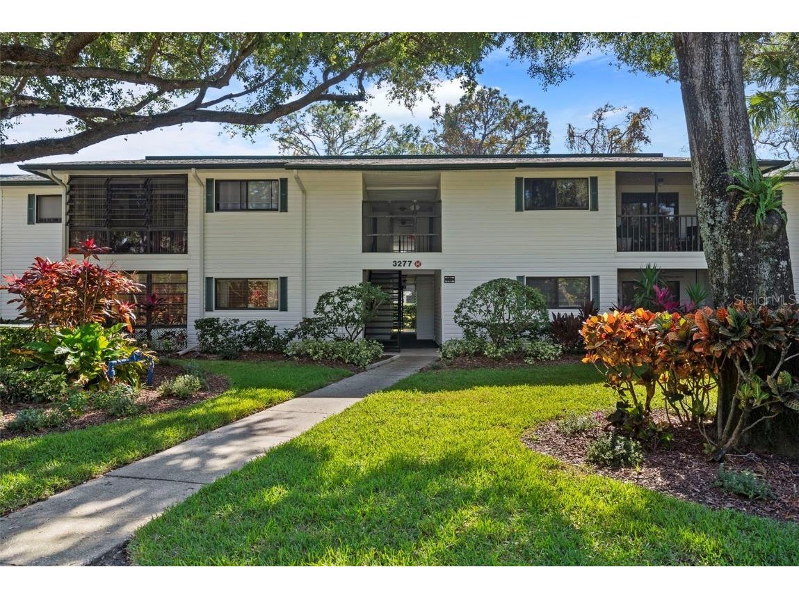 3277 Fox Chase Circle N #105 Palm Harbor FL 34683 TB8451048 image1