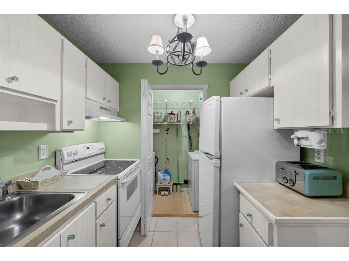 3277 Fox Chase Circle N #105 Palm Harbor FL 34683 TB8451048 image16