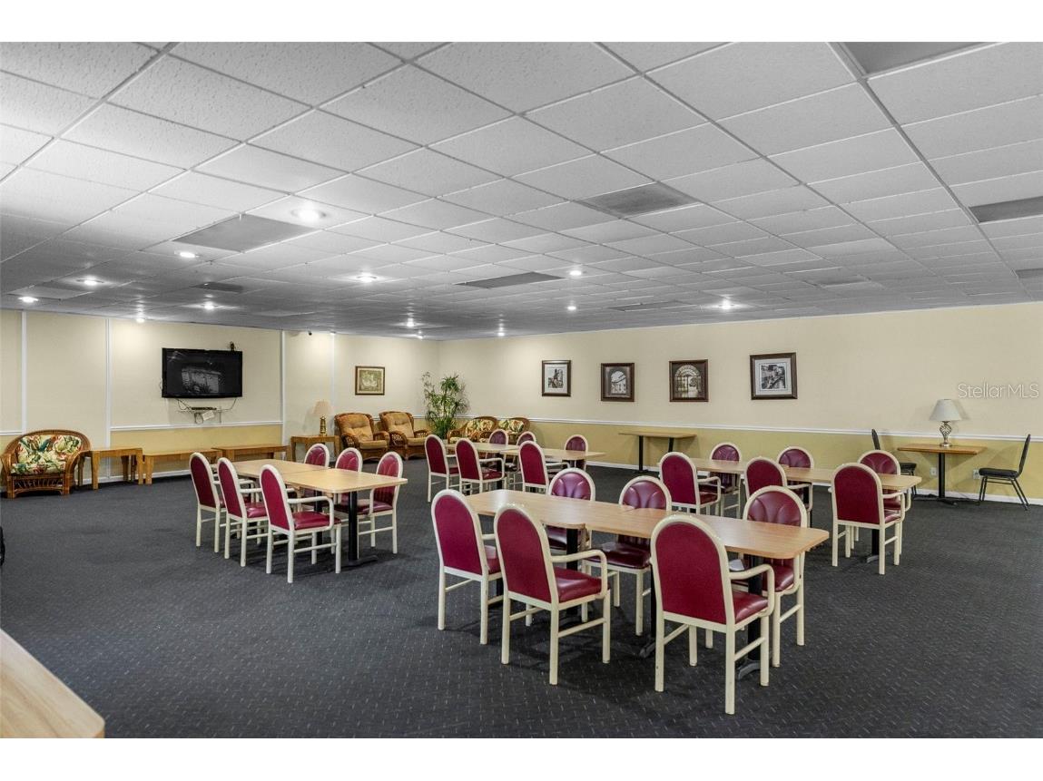 3277 Fox Chase Circle N #105 Palm Harbor FL 34683 TB8451048 image52