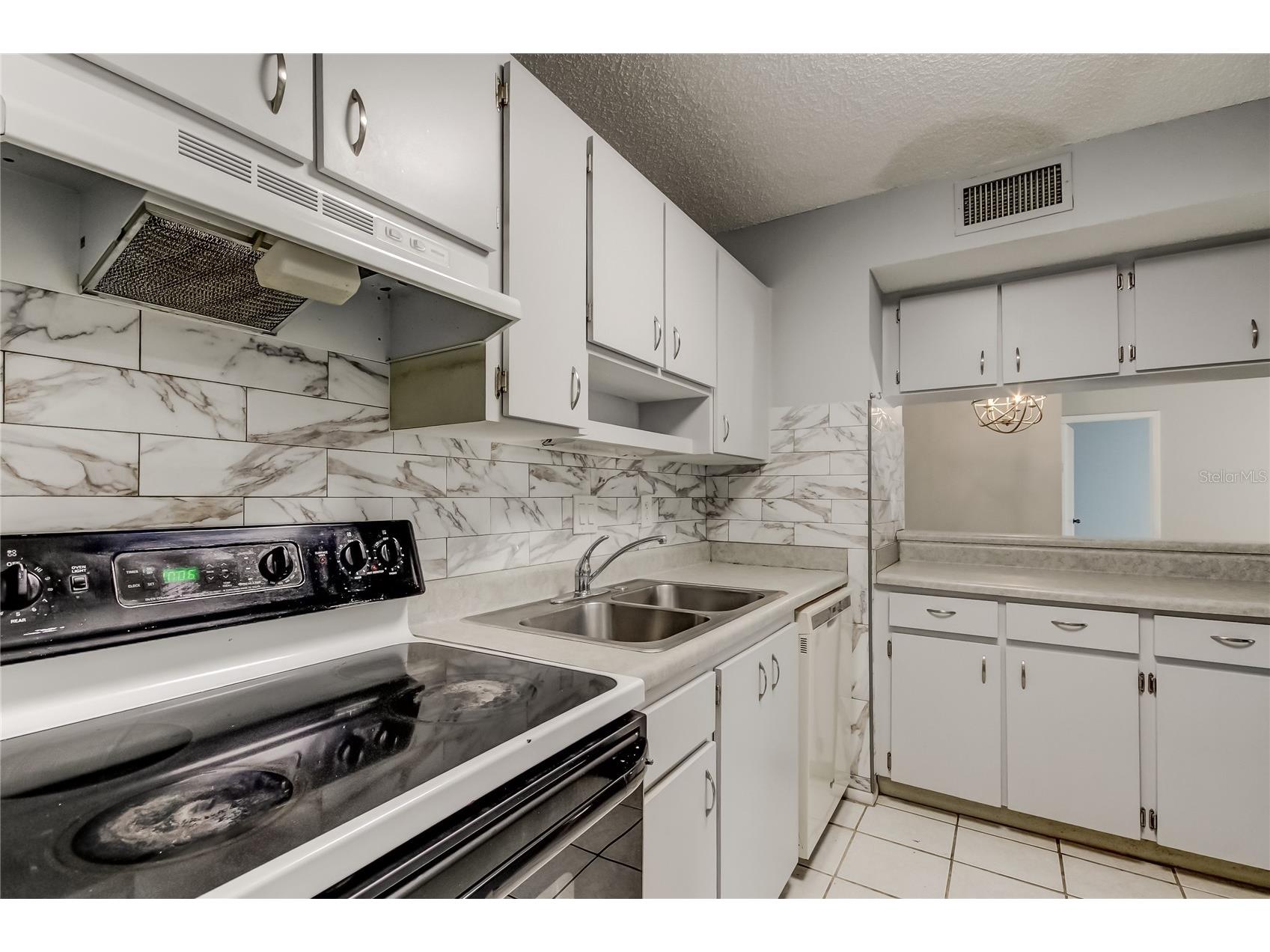 3277 Fox Chase Circle N #206 Palm Harbor FL 34683 TB8443114 image19