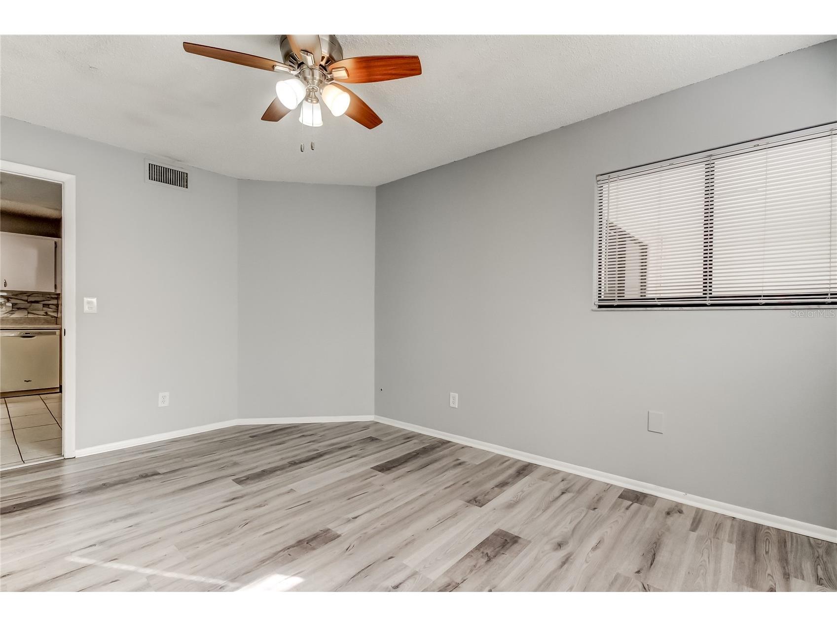 3277 Fox Chase Circle N #206 Palm Harbor FL 34683 TB8443114 image4