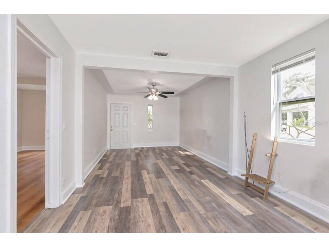 3278 56th Avenue N Saint Petersburg FL 33714 A4668993 image11