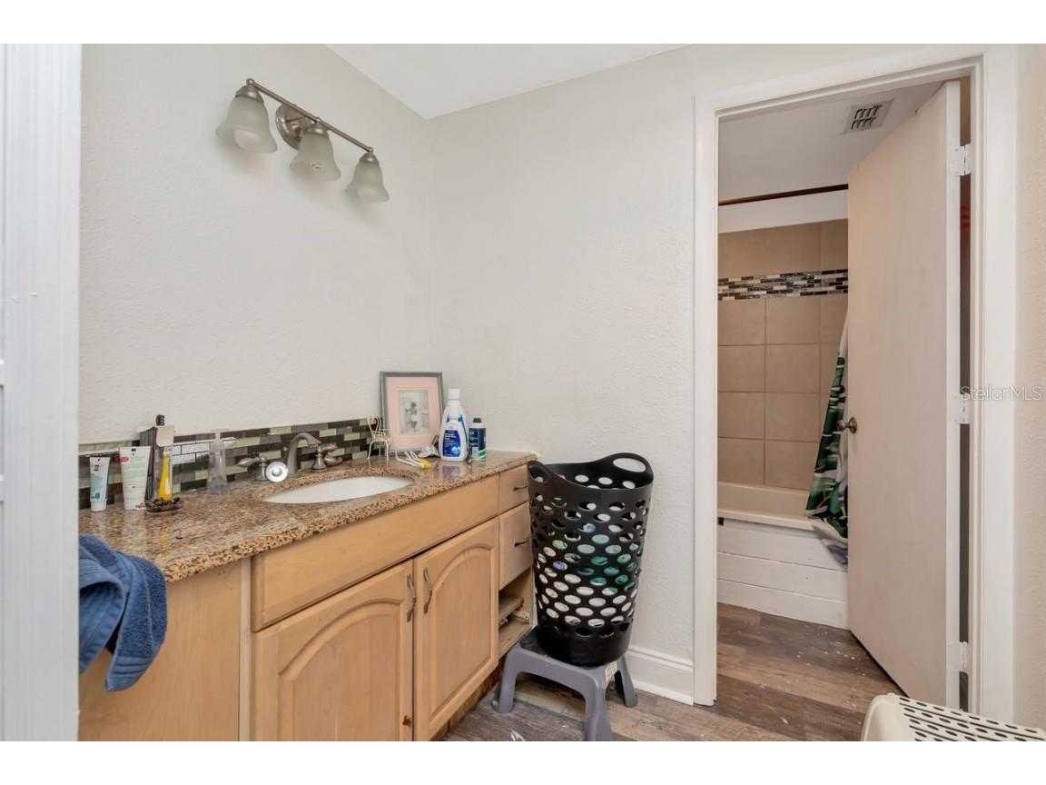 3278 56th Avenue N Saint Petersburg FL 33714 A4668993 image16