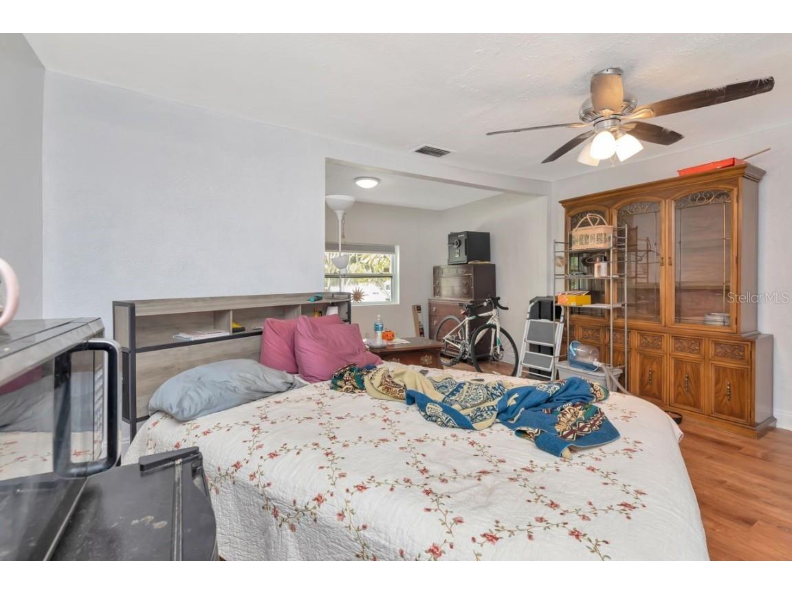 3278 56th Avenue N Saint Petersburg FL 33714 A4668993 image32