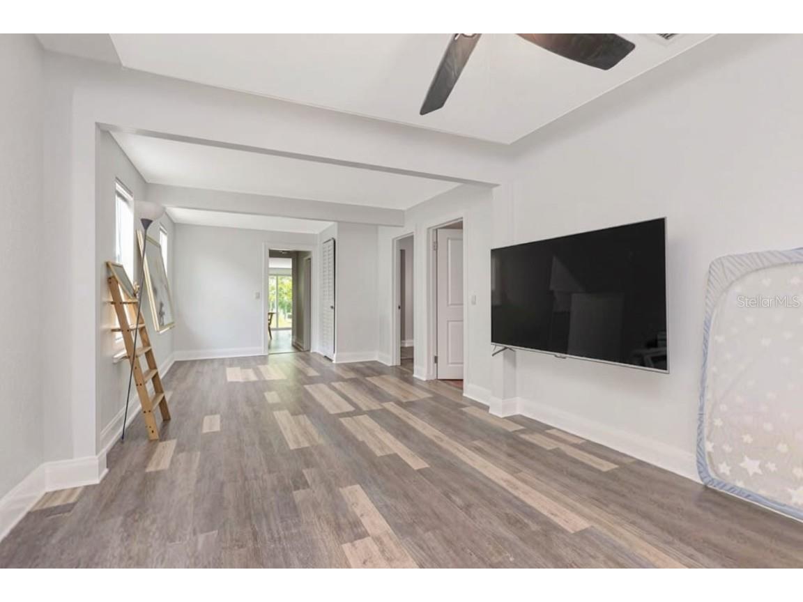 3278 56th Avenue N Saint Petersburg FL 33714 A4668993 image9