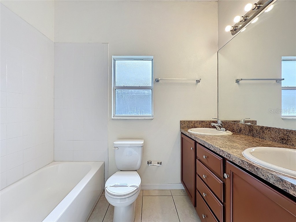 328 Baccarat Court #A/B Kissimmee FL 34759 S5138312 image47