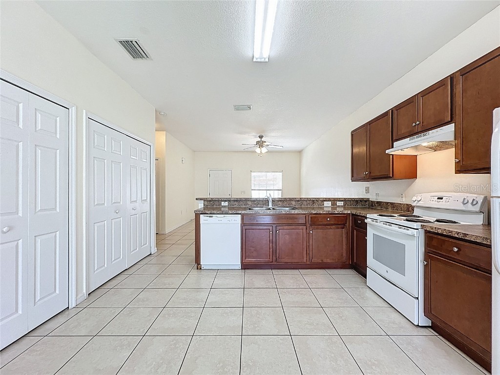 328 Baccarat Court #A/B Kissimmee FL 34759 S5138312 image50