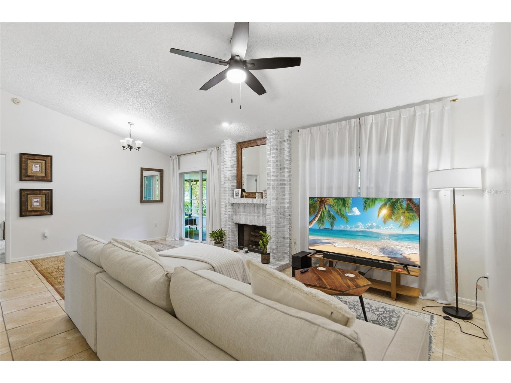 328 Bayside Avenue Winter Garden FL 34787 O6396654 image2