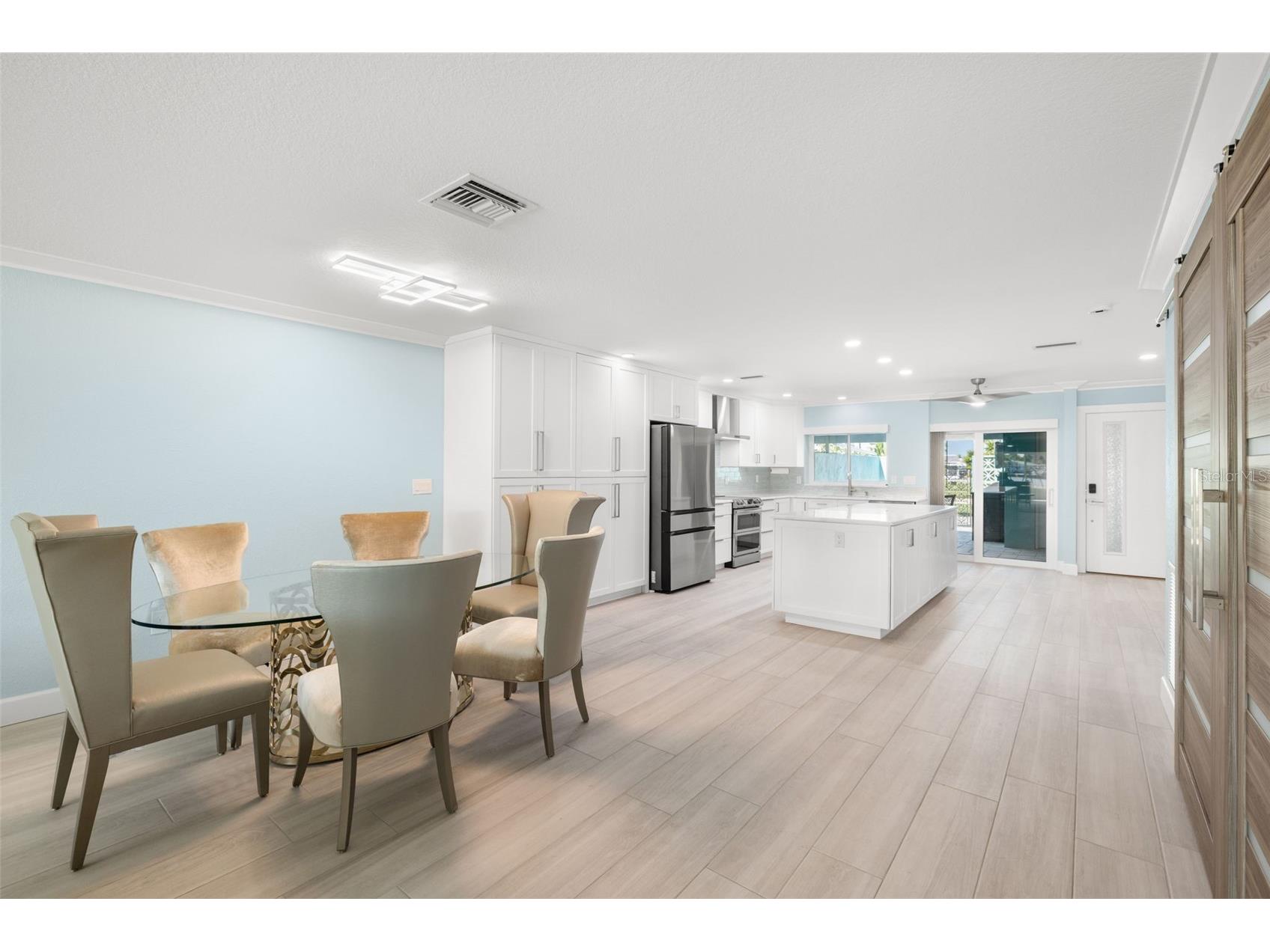 328 Boca Ciega Point Boulevard S Saint Petersburg FL 33708 - INTERCOASTAL WATERWAY TB8448237 image8