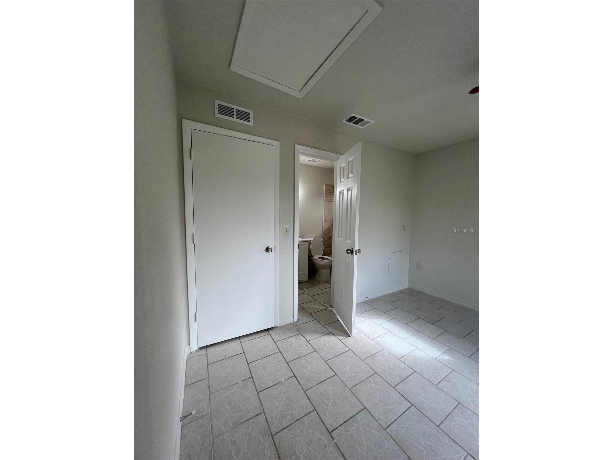 328 Ortiz Boulevard #B North Port FL 34287 A4686057 image9