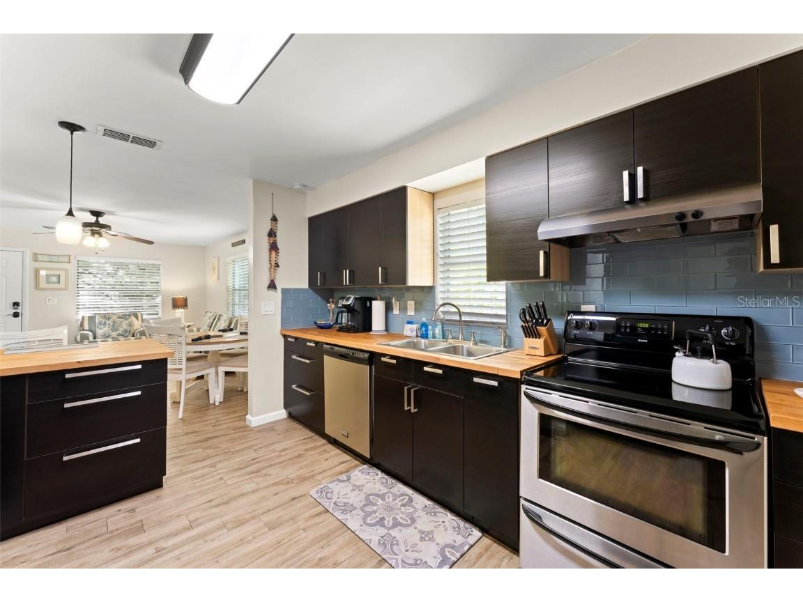 328 Pershing Street Dunedin FL 34698 TB8394592 image6