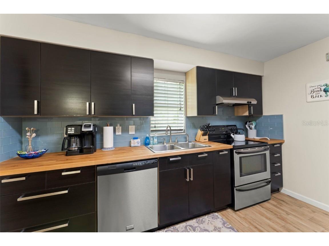 328 Pershing Street Dunedin FL 34698 TB8394592 image7