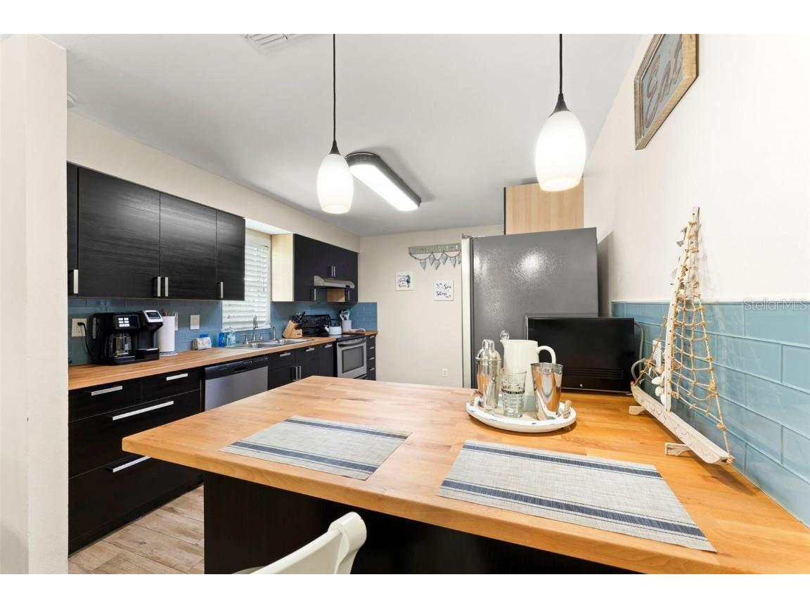 328 Pershing Street Dunedin FL 34698 TB8394592 image8